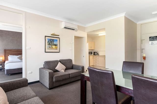 One Bedroom Apartment