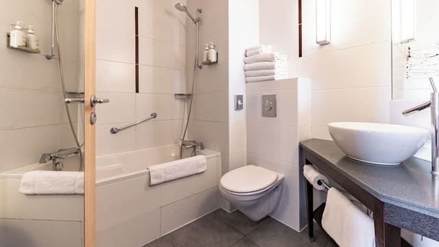 Standard Room, 2 Double Beds, City View