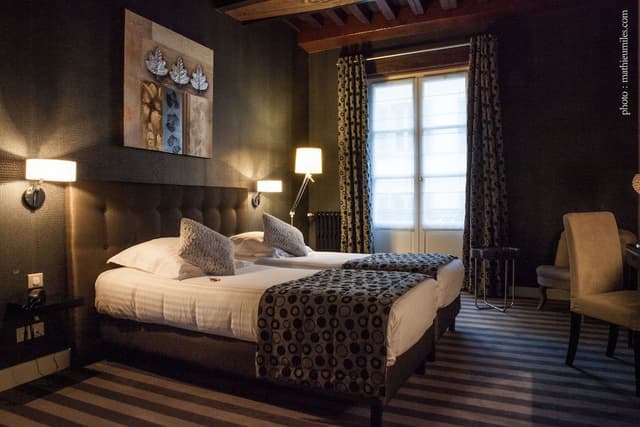 Executive Room