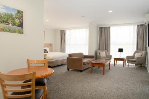 Executive Suite with Spa Bath