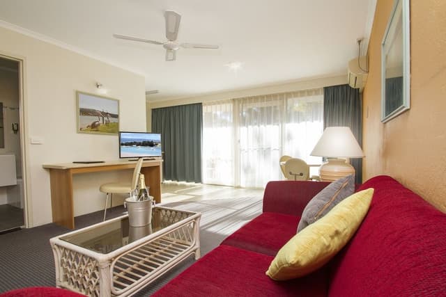 Superior Spa Suite