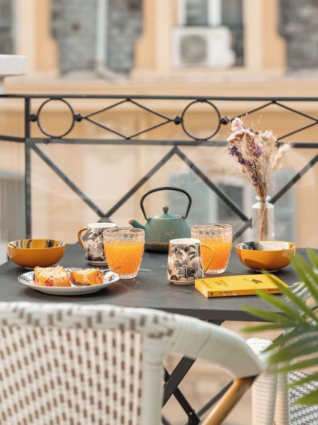 Apartment (Appartement Duplex Terrasse - 1 cham)