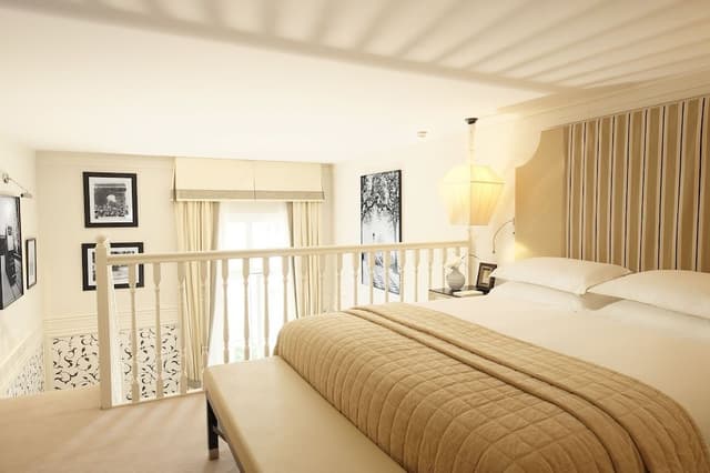 Junior Suite Duplex Eiffel Tower View