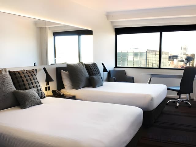 Standard Queen Room