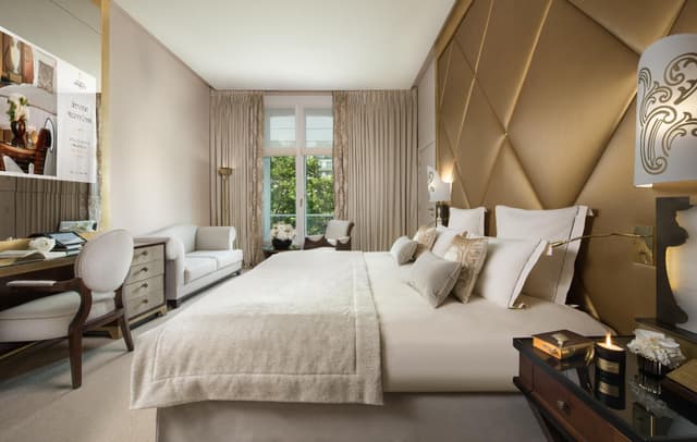 Prestige Room