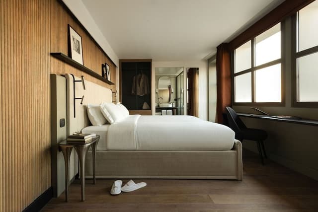 Signature Premium Terrasse Eiffel view