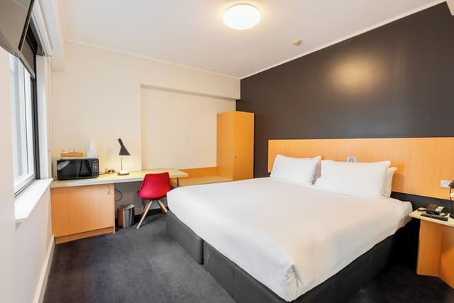 Superior Room, 1 King Bed