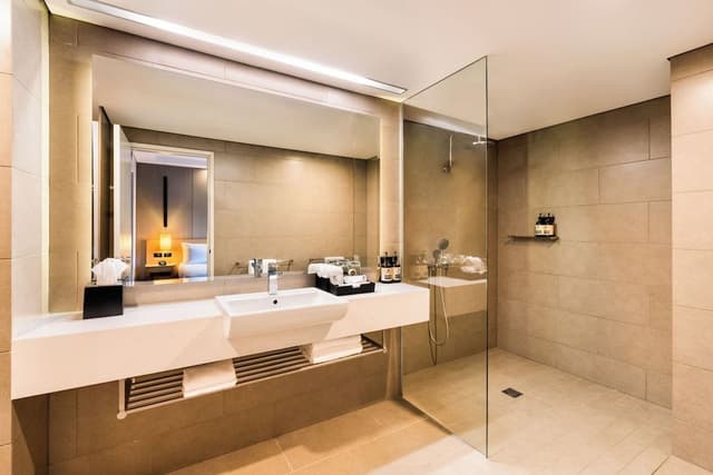 Executive Suite