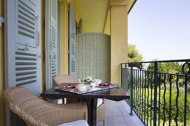Deluxe Room (Orangerie)