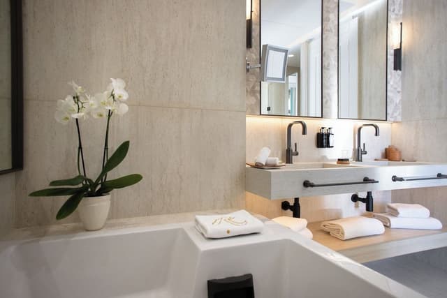 Suite, 1 Bedroom (Sea and Garden)