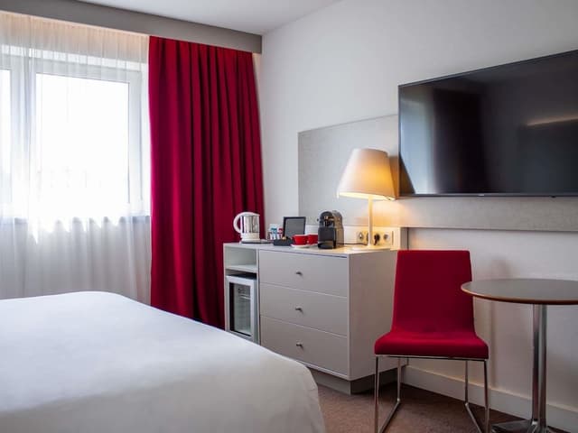 Superior Room, 1 King Bed with Sofa bed