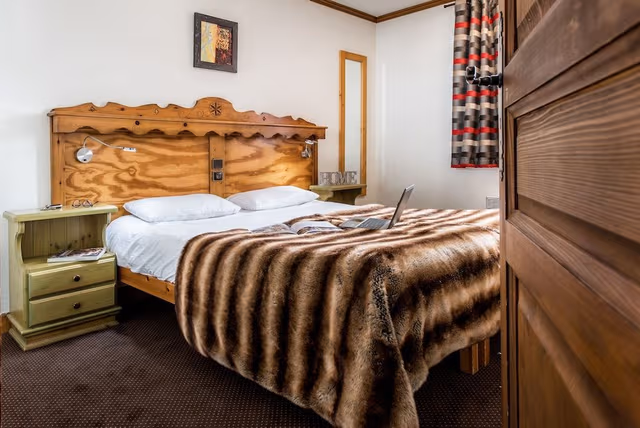 Standard Apartment, 3 Bedrooms, Fireplace