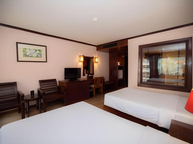 Deluxe Pool View Twin Room with Balcony