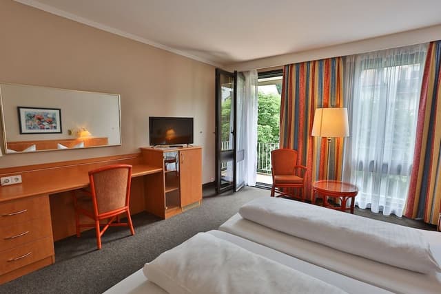 Classic Double Room, 1 King Bed, Non Smoking
