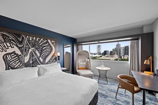 Premium Room, 1 King Bed, River View