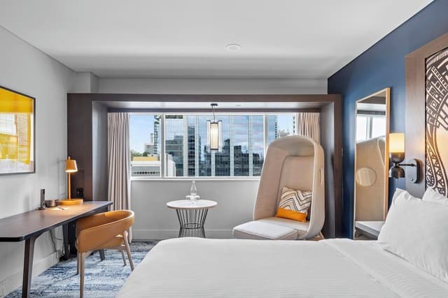 Standard Room, 1 Queen Bed