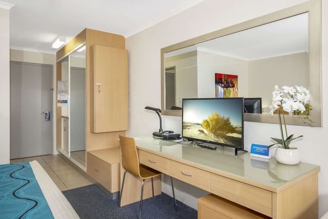 Deluxe Suite, 1 King Bed, Non Smoking