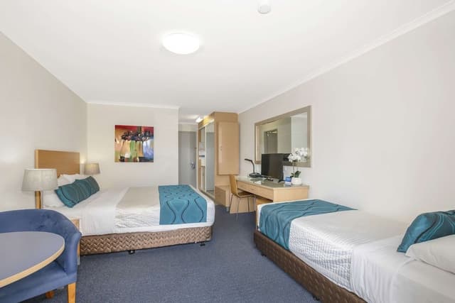 Deluxe Suite, Multiple Beds, Non Smoking