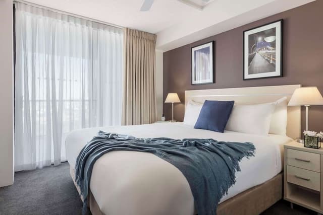 Apartment, 2 Bedrooms, River View (No Housekeeping)