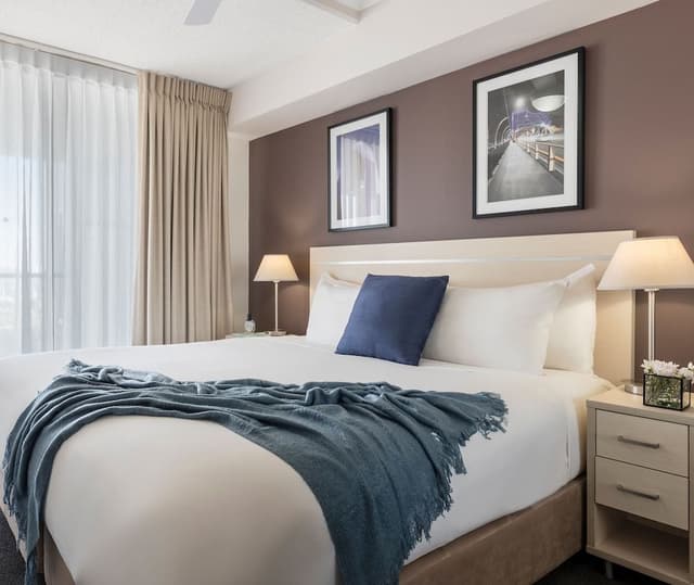 Apartment, 2 Bedrooms, River View (No Housekeeping)