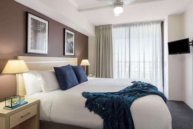 Apartment, 2 Bedrooms, River View (No Housekeeping)