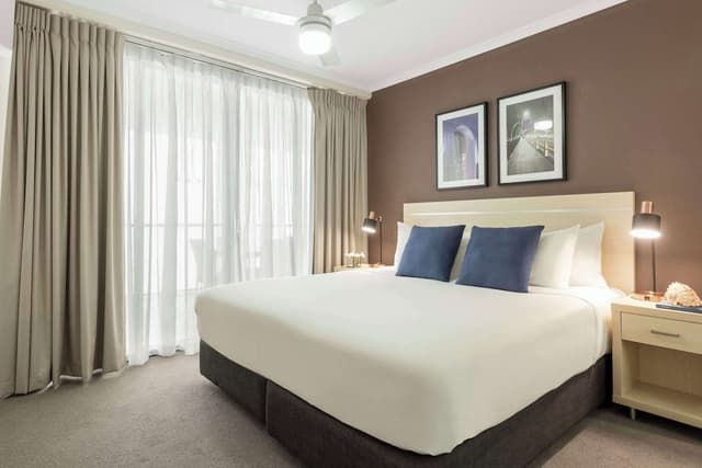 Apartment, 2 Bedrooms (No Housekeeping)