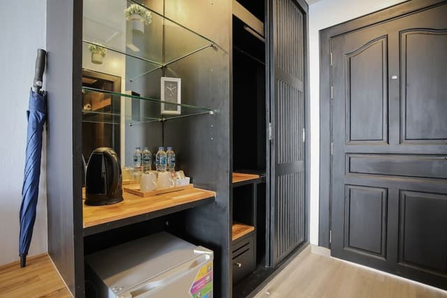Deluxe Double or Twin Room, Pool Access