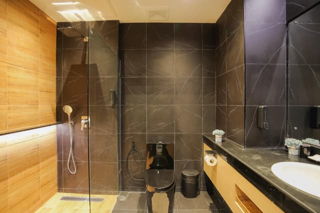 Deluxe Double Room with Garden Access