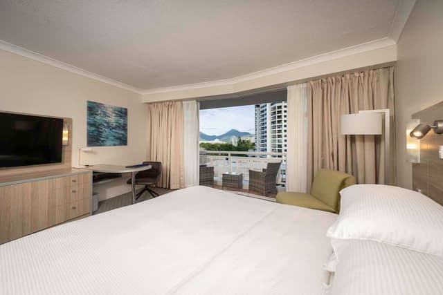 KING SUPERIOR BALCONY ROOM