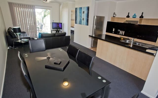 2 Bedroom Superior Apartment