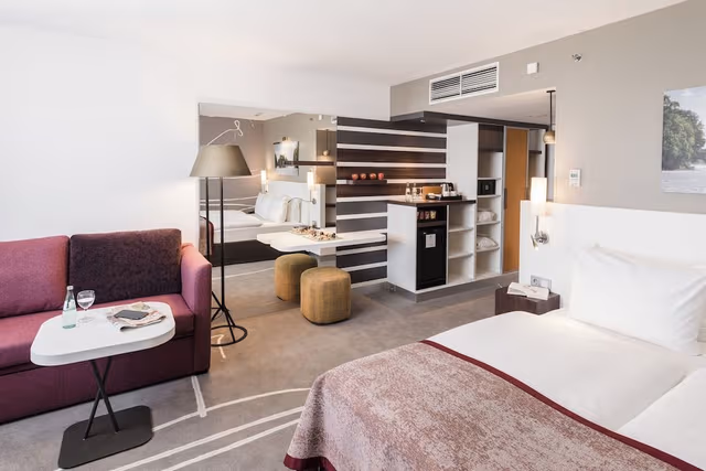 Premium Room, 1 Queen Bed, City View