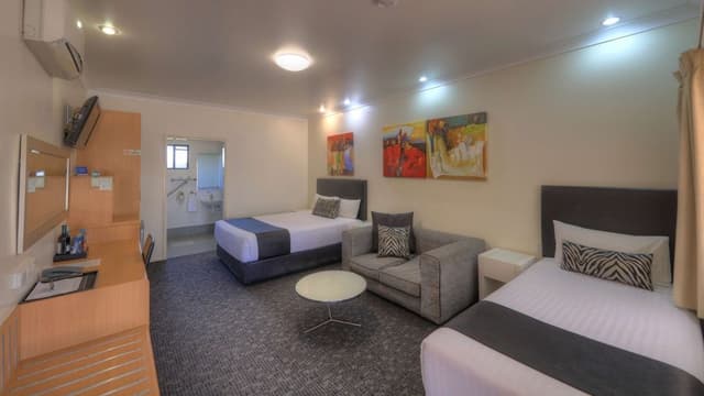 Standard Room, Multiple Beds, Non Smoking