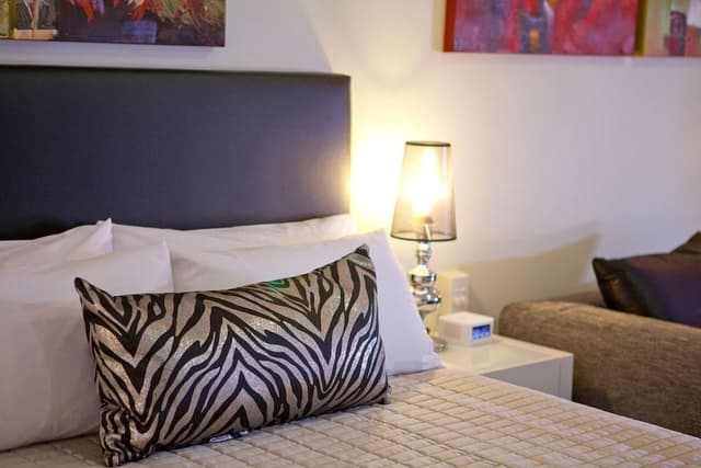 Standard Room, Multiple Beds, Non Smoking