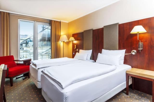 Standard Room with extra bed (2 adults + 1 child)