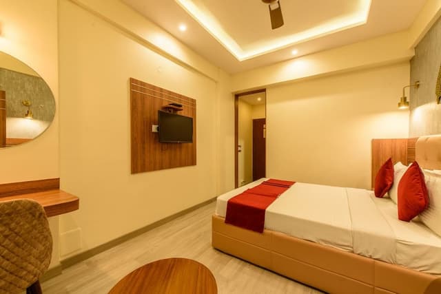 Superior Room, 1 King Bed
