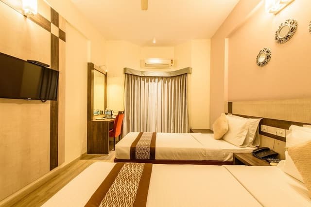 Superior Room, 1 King Bed