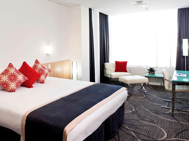 Deluxe King Room