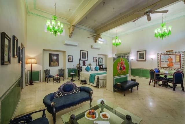 Maharaja Suite