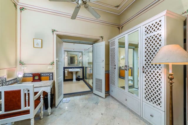 Palace Suite