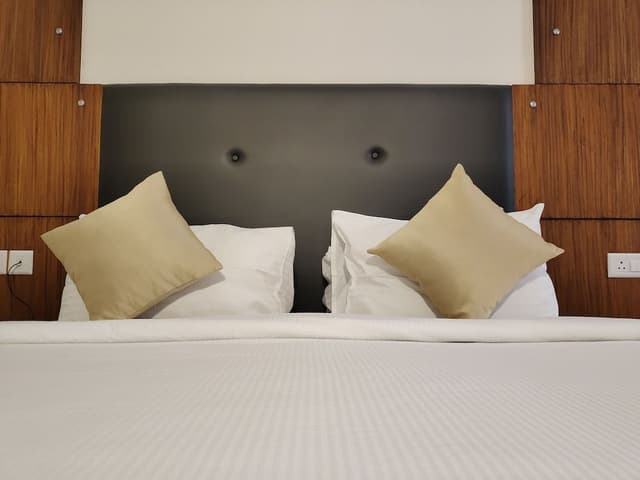 Deluxe Room, 1 King Bed