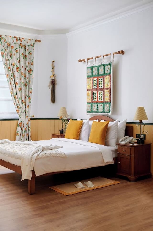 Boutique Room