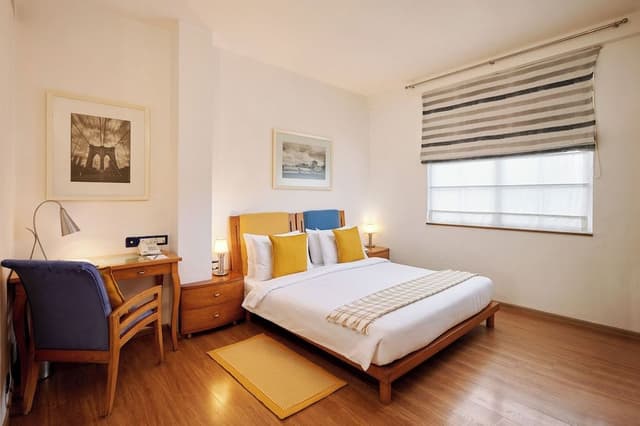 Boutique Room