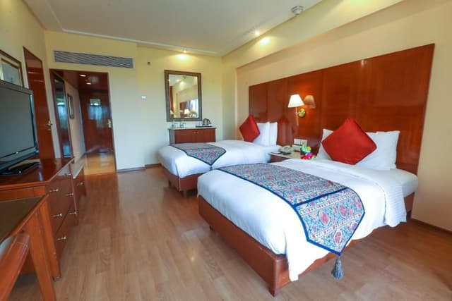 Premier King Room