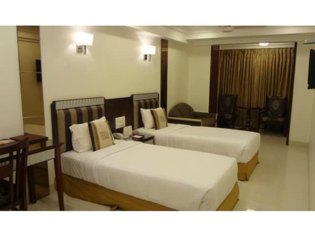 Deluxe Room, 1 Double or 2 Twin Beds