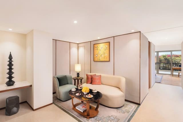Deluxe Suite, 1 King Bed