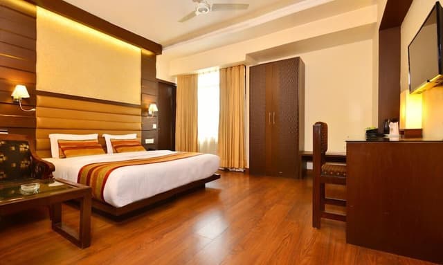 Executive Room