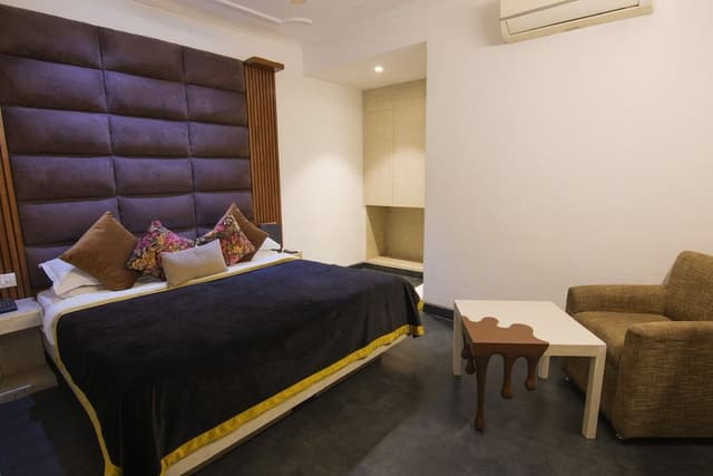 Executive Double Room, Refrigerator