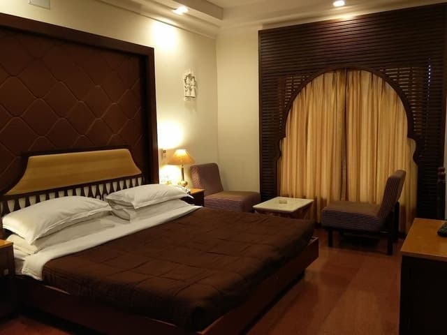 Deluxe Non Lake Facing Room