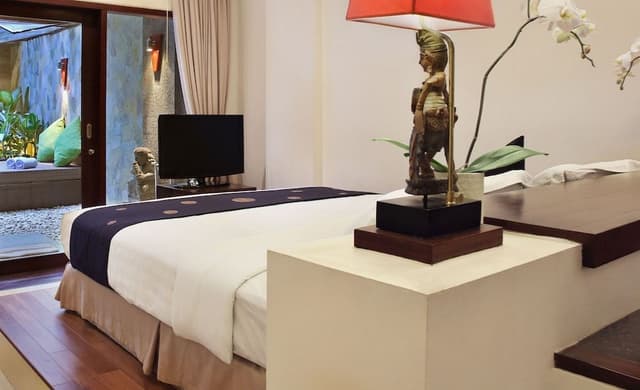 Mandira Club Suite King