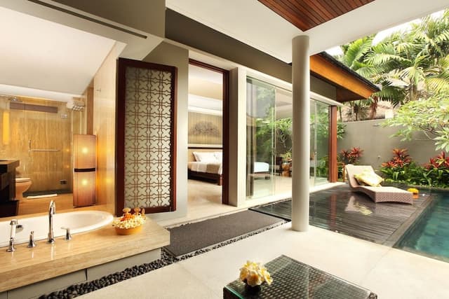 Pool Club Villa Super King